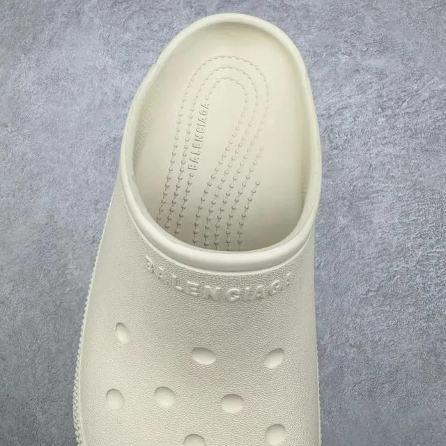 Crocs Echo Clog Beige Platform Slip-On Clog 6