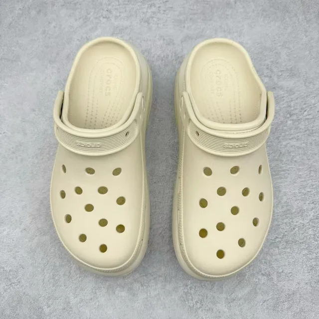 Crocs Echo Clog Off-White zueco de plataforma 9