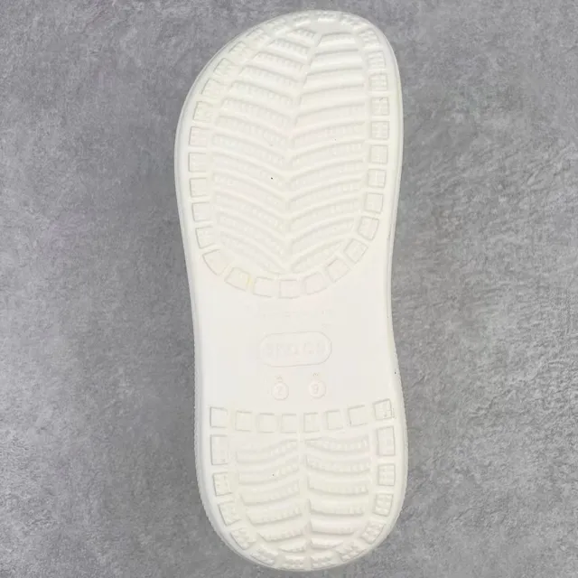 Crocs Echo Clog Off-White Platform Molded Foam Clog 2