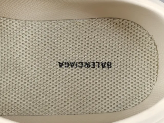 Crocs Echo Clog Branco Espuma Moldada Sem Tiras De Calce Fácil Zueco 2