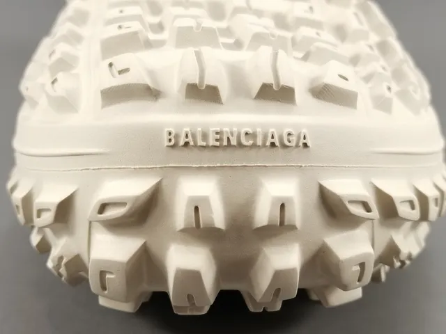 Crocs Echo Clog Branco Espuma Moldada Sem Tiras De Calce Fácil Zueco 6