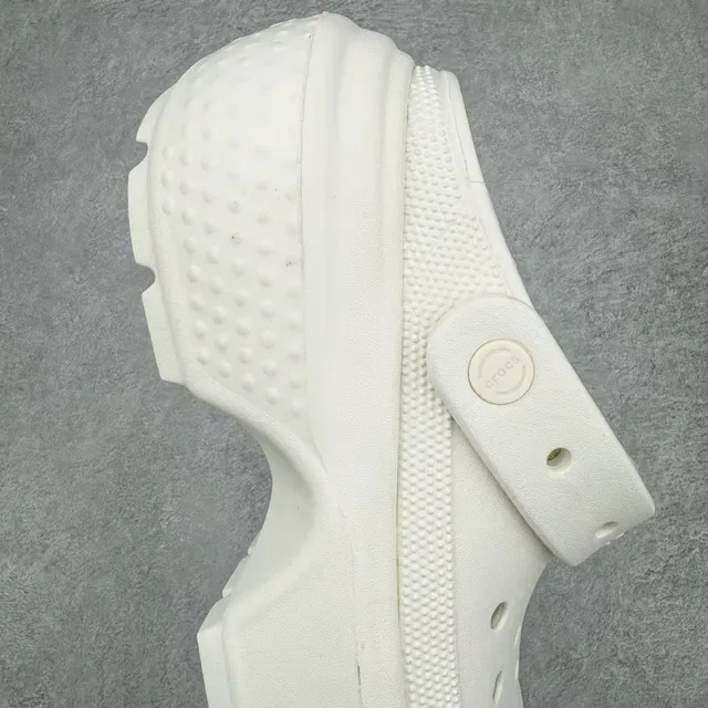 Crocs Zueco Branco Sola Plataforma Superior Perfurado 5