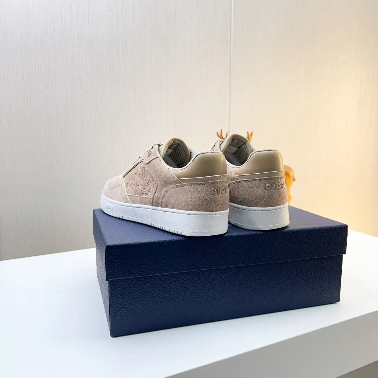ديور B22 بيج أبيض قماش السوديو العلوي لوحة Monogram المنقوشة Sneakers نمط حياة 2