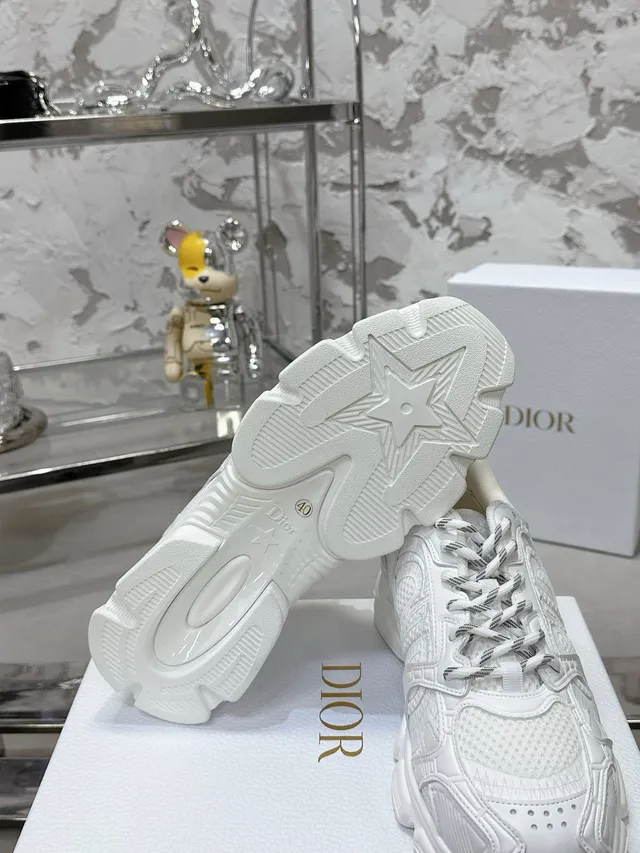 Dior B27 White Embossed Chunky Sneakers 9