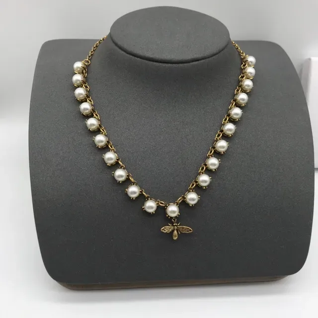 Dior Gold White Chain Bee Charm Motif Necklace 7
