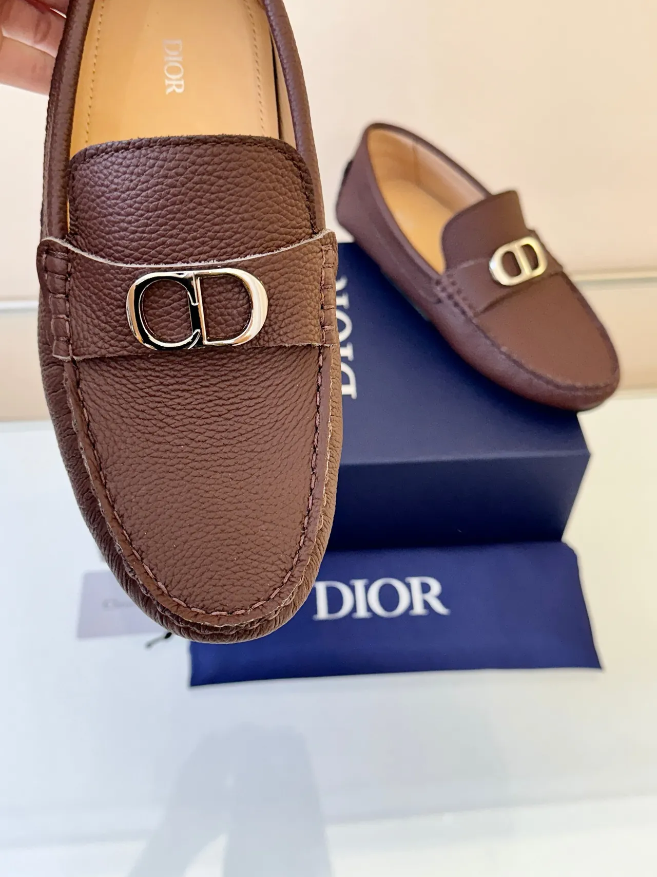 Dior Horsebit 1955 বাদামি কংকড়যুক্ত চামড়ার লোফার 3