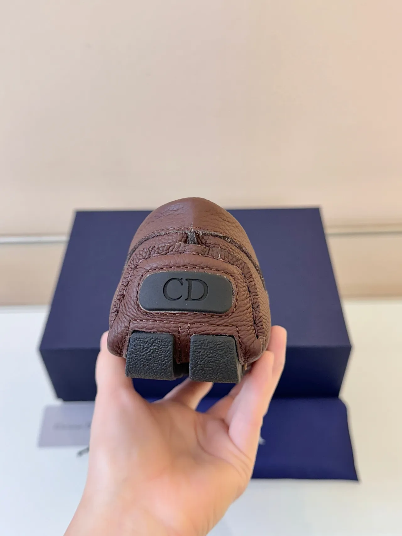 Dior Horsebit 1955 বাদামি কংকড়যুক্ত চামড়ার লোফার 4