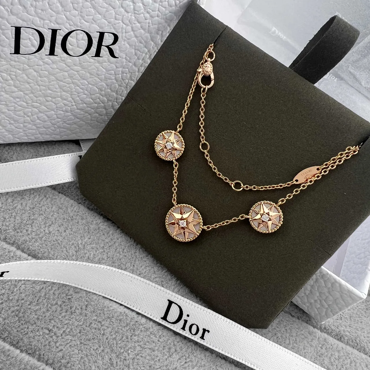 Dior Rose des Vents Collier Perle de Mère Trois Étoiles Doré 5
