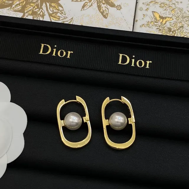 Dior রুপা সোনালি ওভাল ওপেন হুপ সেন্ট্রাল পার্ল কানের দুল 3