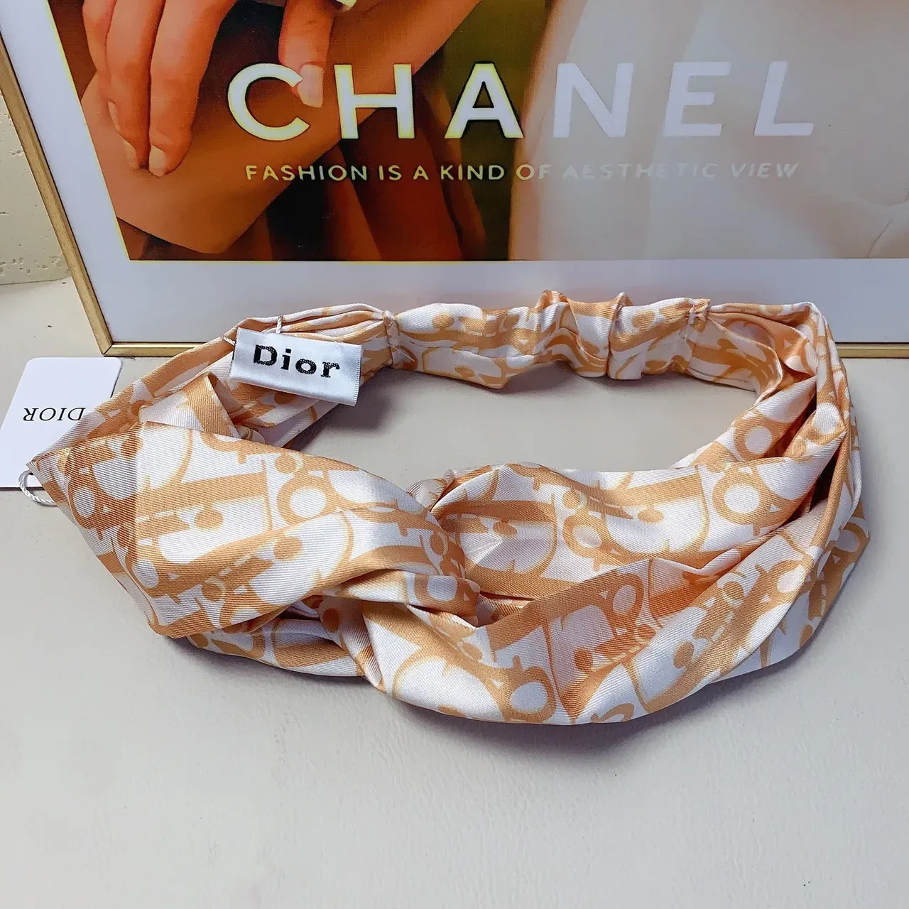 Dior White Black Twisted Knot Front Elasticated Band Silk Scarf 6