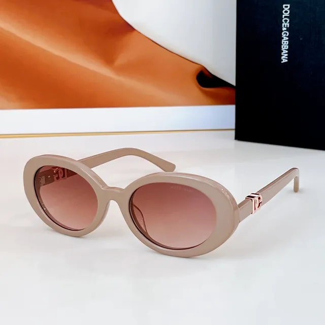 Dolce & Gabbana NS1 ডিম্বাকার চকচকে কালো সানগ্লাস 3