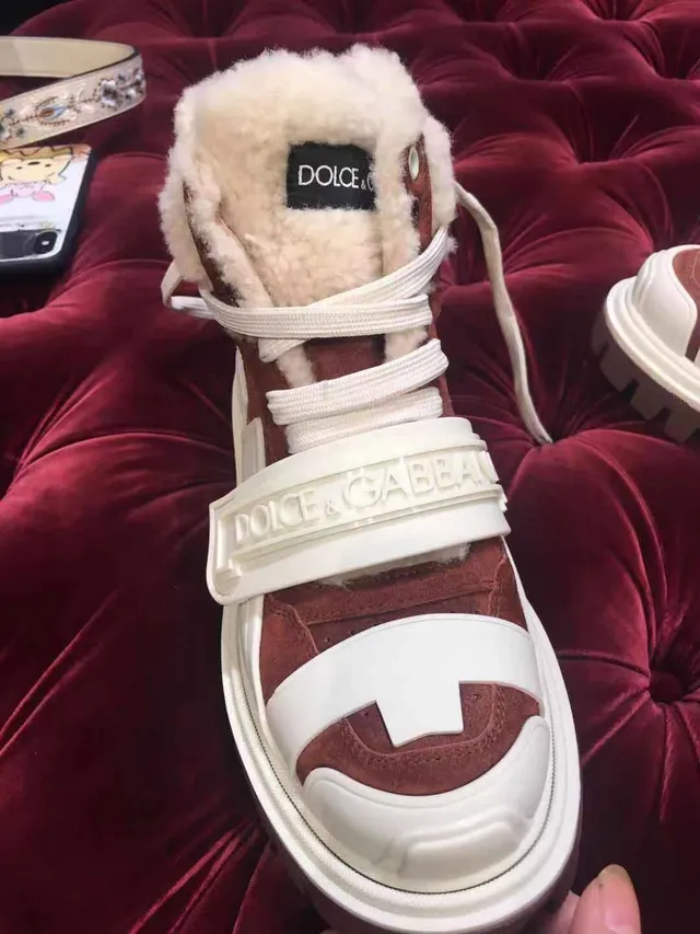 Dolce & Gabbana 羊毛内里酒红色和米色雪靴 3