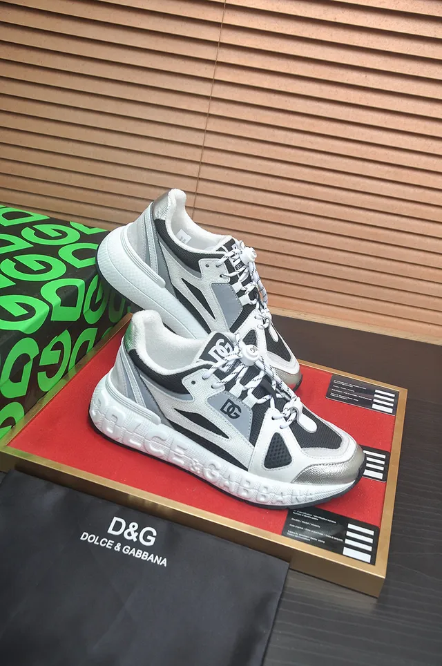 Dolce & Gabbana White Black Midsole Embossed Branding Chunky Sneakers 5