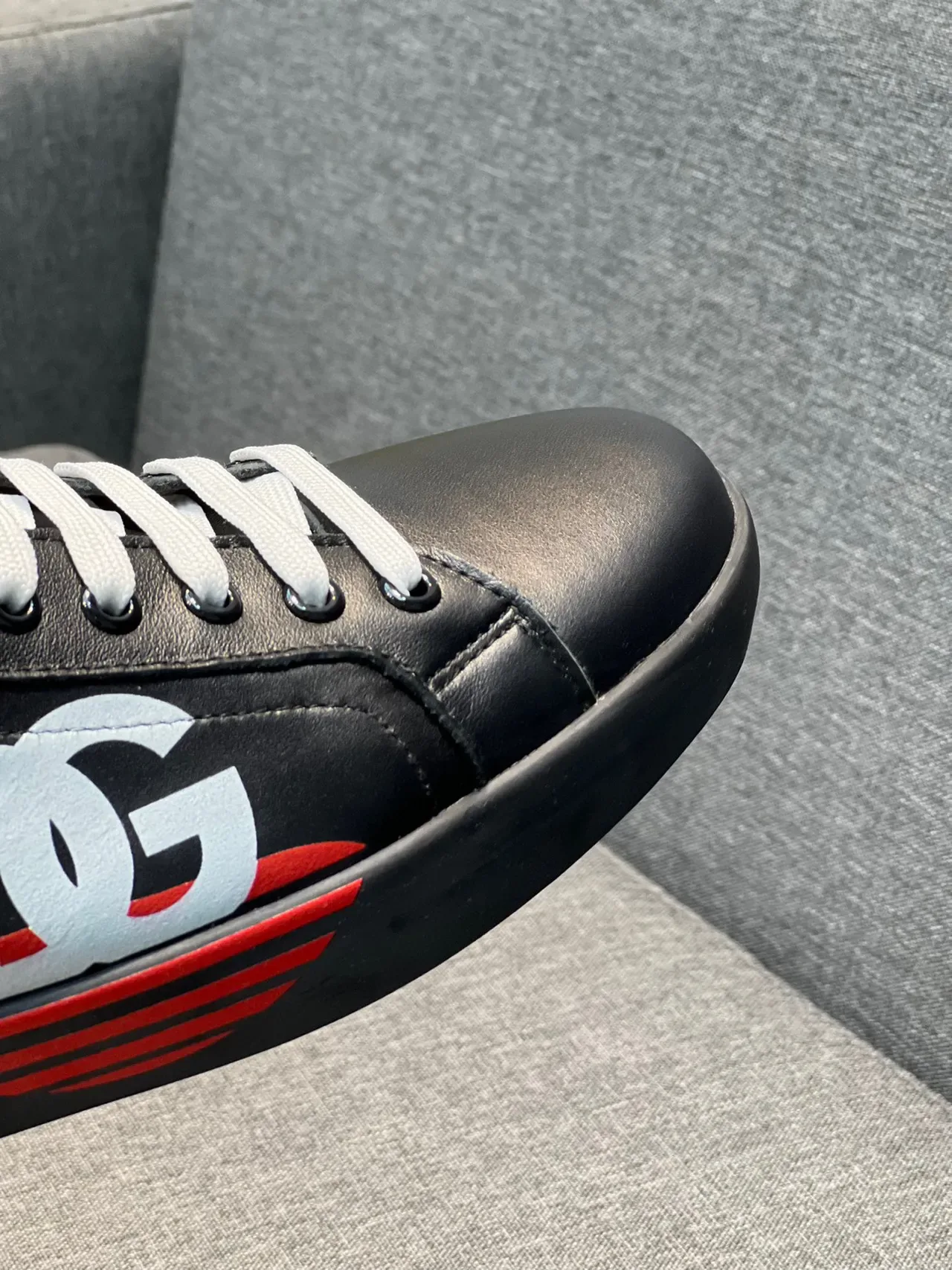 Dolce & Gabbana Logo Gráfico Negro Rojo Amarillo Zapatillas Lifestyle 4