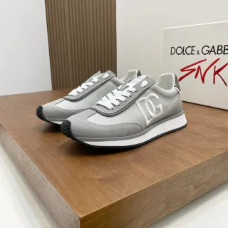 Dolce & Gabbana Gris et Blanc Runner Rétro Silhouette Brodé Monogram Logo Sneakers Lifestyle