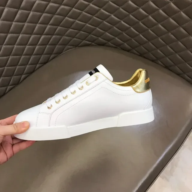 Dolce & Gabbana Portofino أبيض وذهبي أحذية رياضية ستايل حياة 3