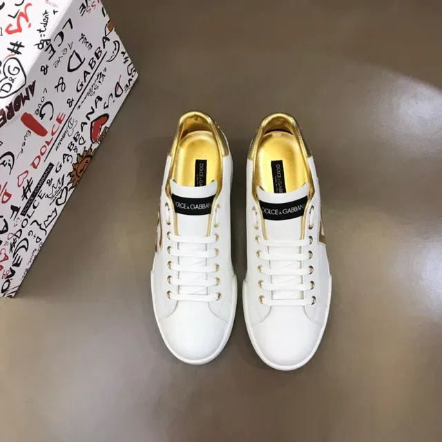 Dolce & Gabbana Portofino أبيض وذهبي أحذية رياضية ستايل حياة 9