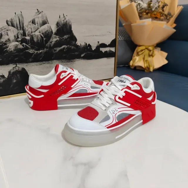 Dolce & Gabbana लाल ও সাদা লেয়ার ওভারলে লাইফস্টাইল স্নিকার 6