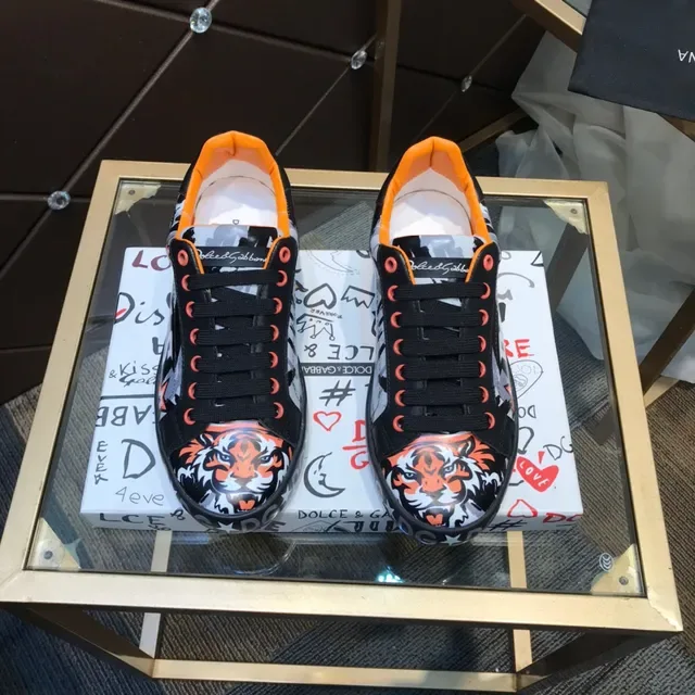 Dolce & Gabbana Zapatillas Lifestyle Negro y Naranja con Estampado de Tigre 9