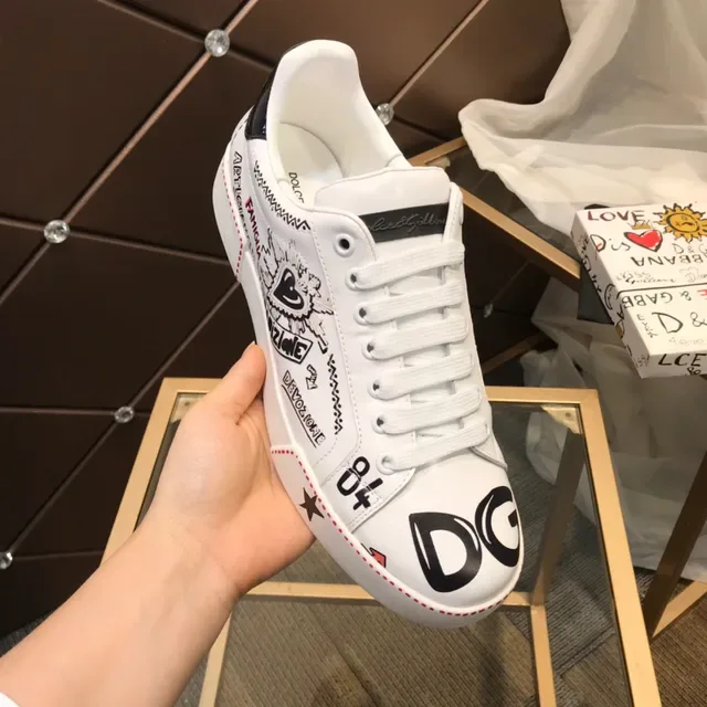 Dolce & Gabbana Tênis lifestyle brancos e pretos com impressão gráfica de couro low-top com cadarços 3