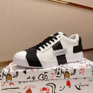 Dolce & Gabbana Sneakers Lifestyle Blanc et Noir en Cuir avec Overlays Caoutchouc