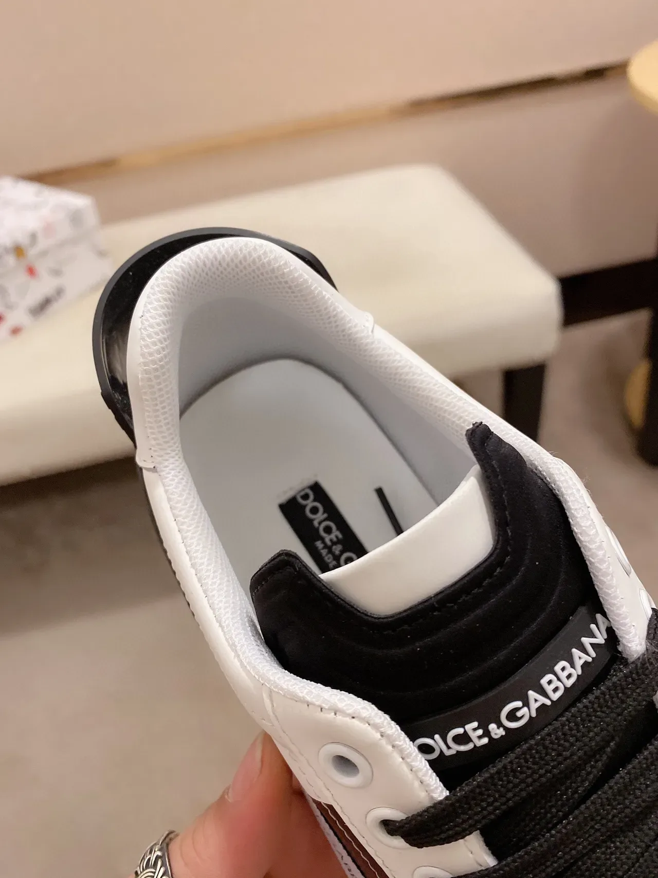 Dolce & Gabbana 白黑皮革鞋面橡胶覆盖生活运动鞋 4