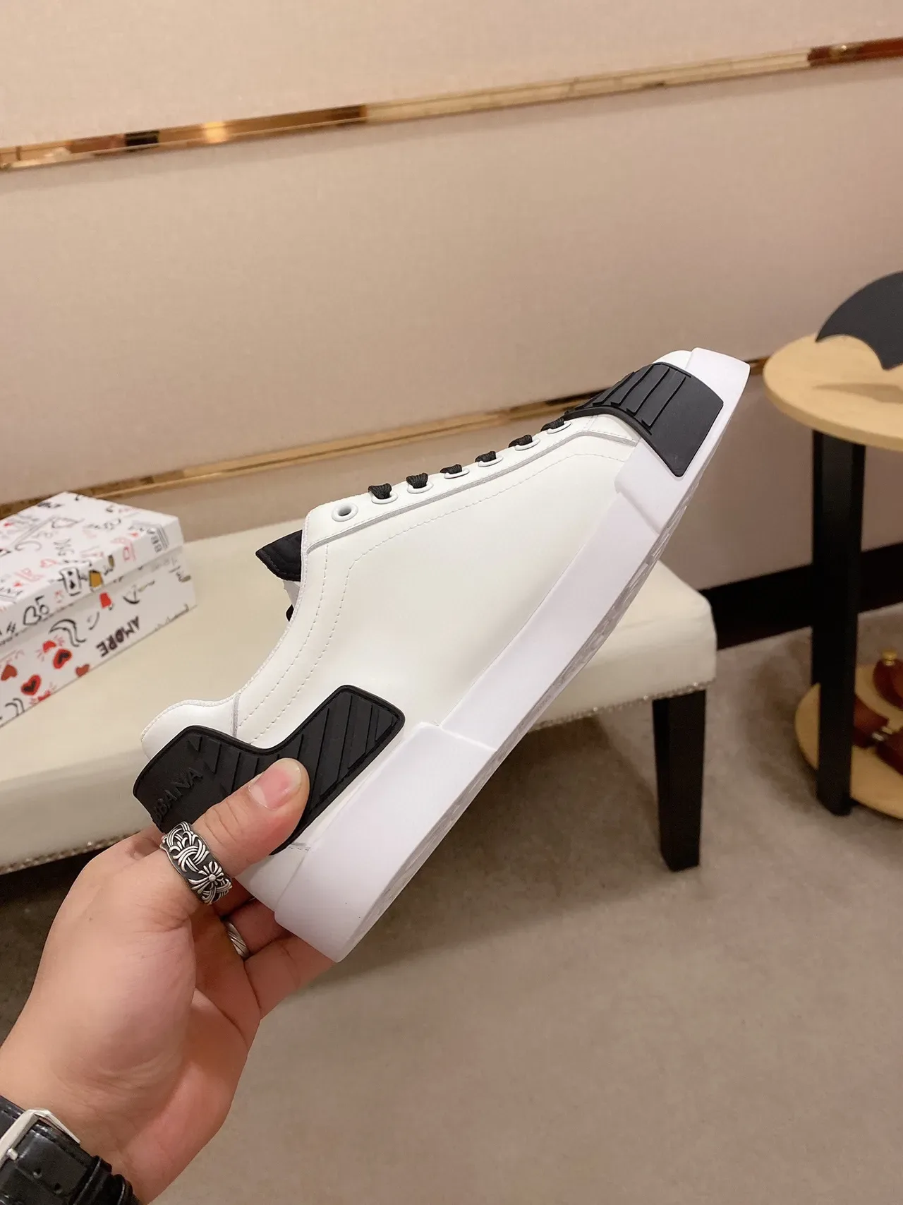Dolce & Gabbana 白黑皮革鞋面橡胶覆盖生活运动鞋 6
