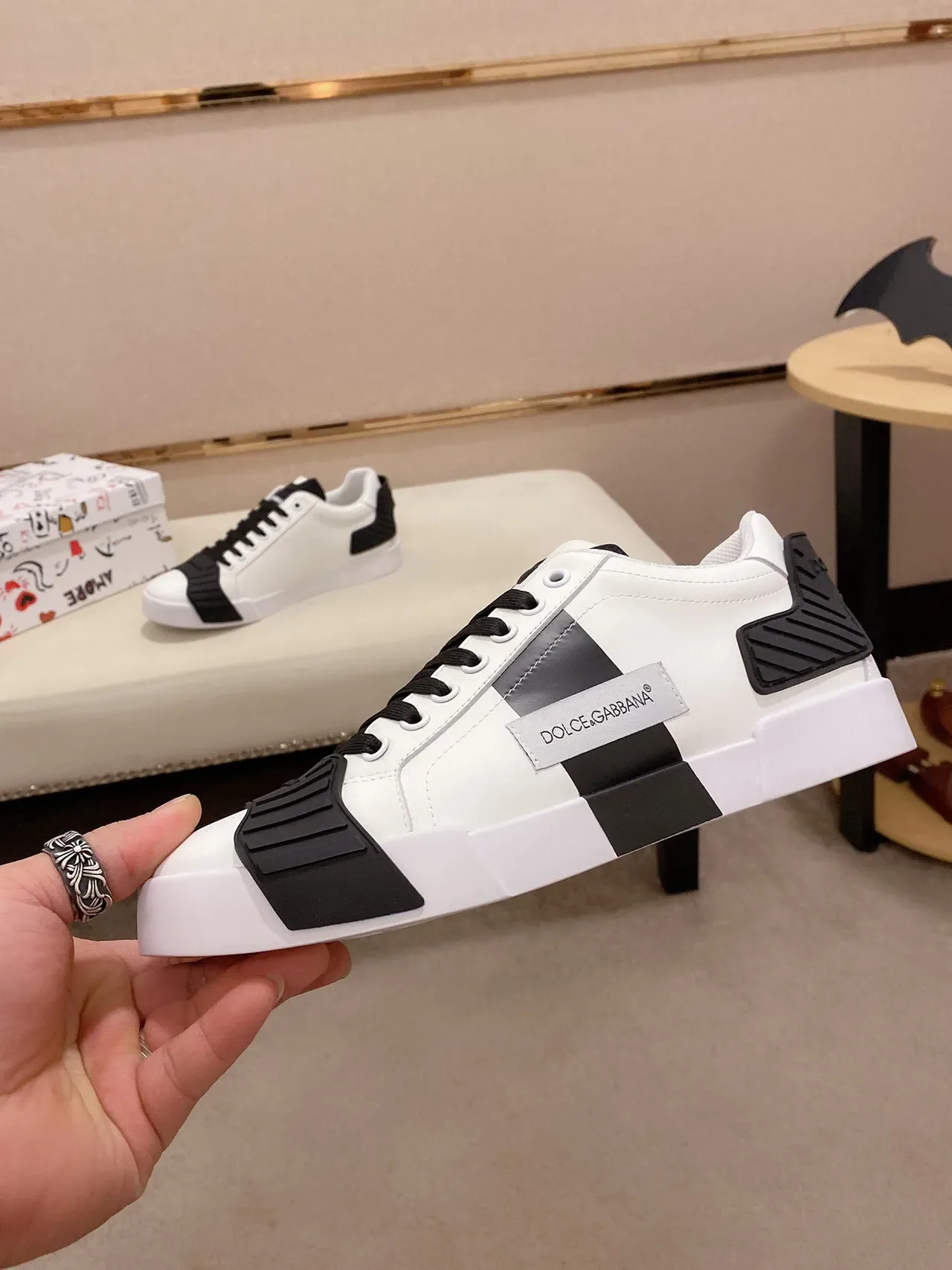 Dolce & Gabbana 白黑皮革鞋面橡胶覆盖生活运动鞋 8