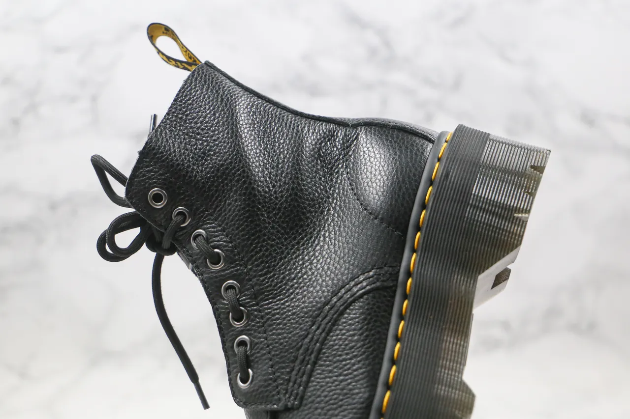 Dr. Martens Jadon Platform Noir Cuir Granité Cap Toe Botte Martin 8