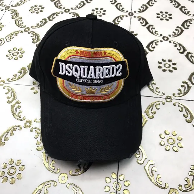 Dsquared2 ICON Crest مطرز أبيض قبعة بيسبول 3