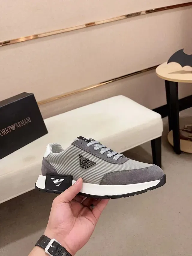 Emporio Armani Gris Negro Tejido Acanalado Superior Cubiertas de Ante Zapatillas Lifestyle 4