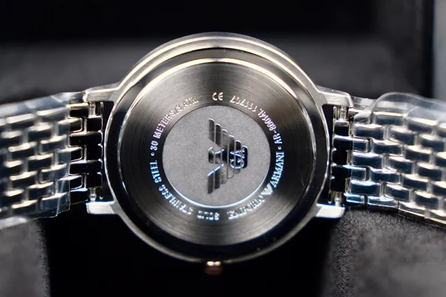 Emporio Armani Prata Branco Caixa Redonda Dial de Nácar Relógio de Quartzo 8