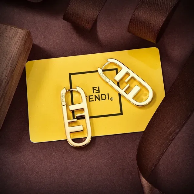 Fendi FF Hoop Or Logo Motif Boucles d'oreilles 3