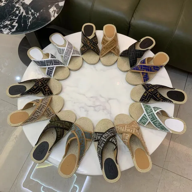 فيندي FF Monogram صندل كاجوال مع حبال متقاطية إسباريل 9