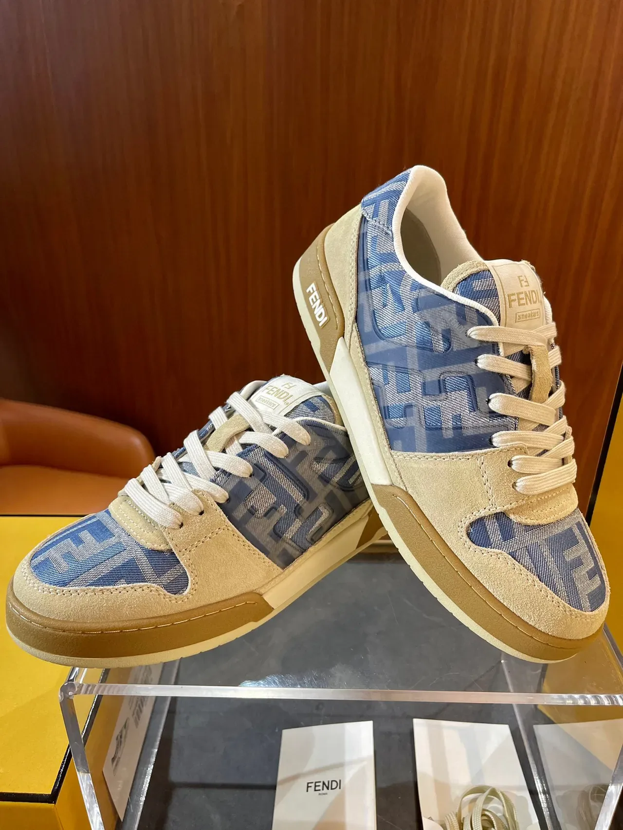 Fendi FF Sneaker 蓝色米色印花提花麂皮拼接运动鞋 3