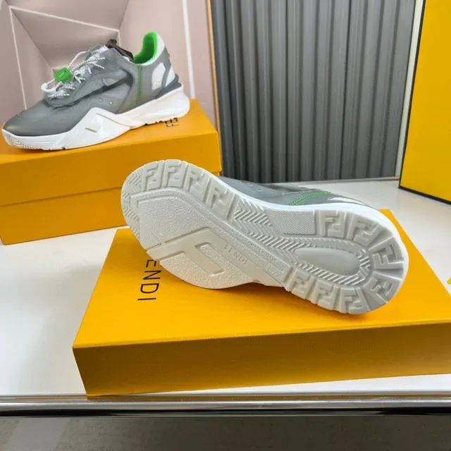 Fendi Cinza Verde Sola Esculpida Camada de Malha e Sintético Superior Tênis Chunky 3