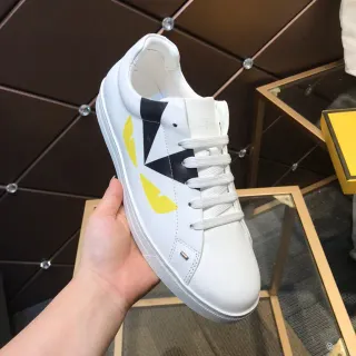 Fendi Monster sneaker branco preto amarelo sneakers lifestyle