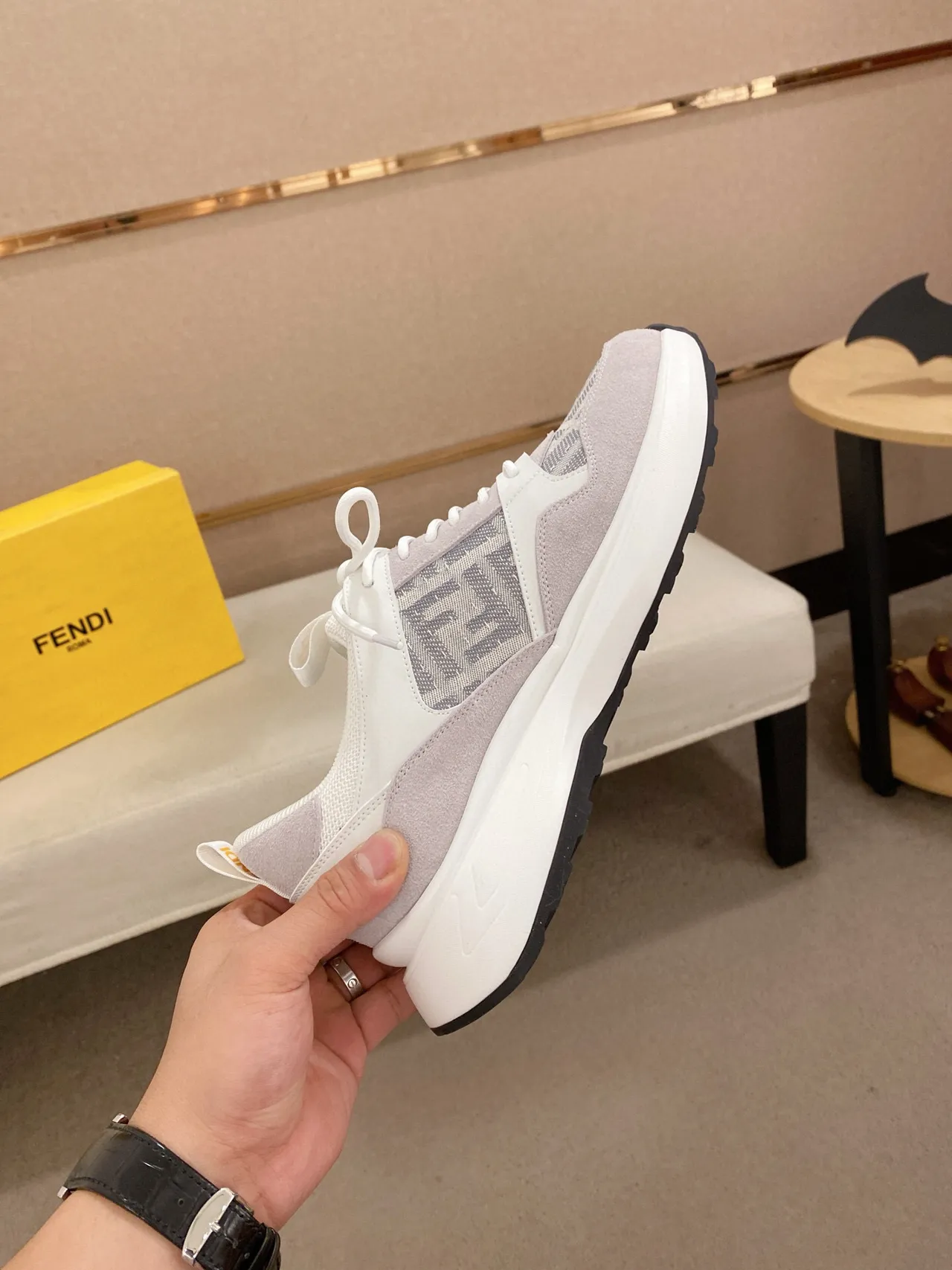 Fendi Track Trainer 灰色 Monogram 厚底运动鞋 5