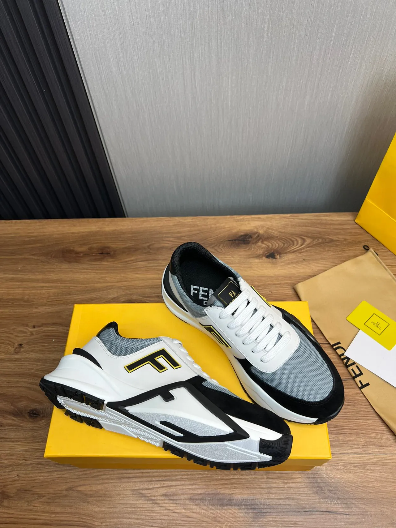 Fendi White Black Sculpted Sole Mixed-Material Upper Chunky Sneakers 5
