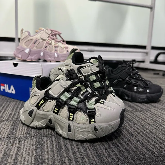 Fila Disruptor Gris Noir Semelle Hybride Fermeture Lacets et Sangle Chaussures Chunky 4