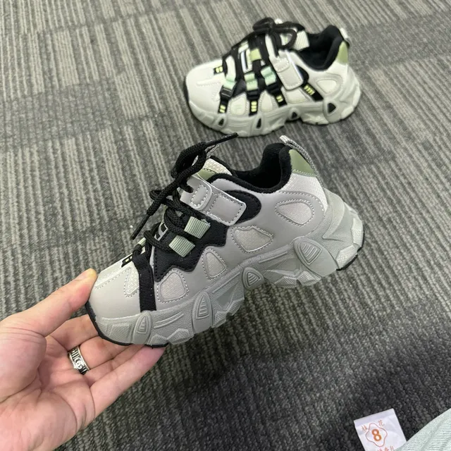 Fila Disruptor Gris Noir Semelle Hybride Fermeture Lacets et Sangle Chaussures Chunky 10