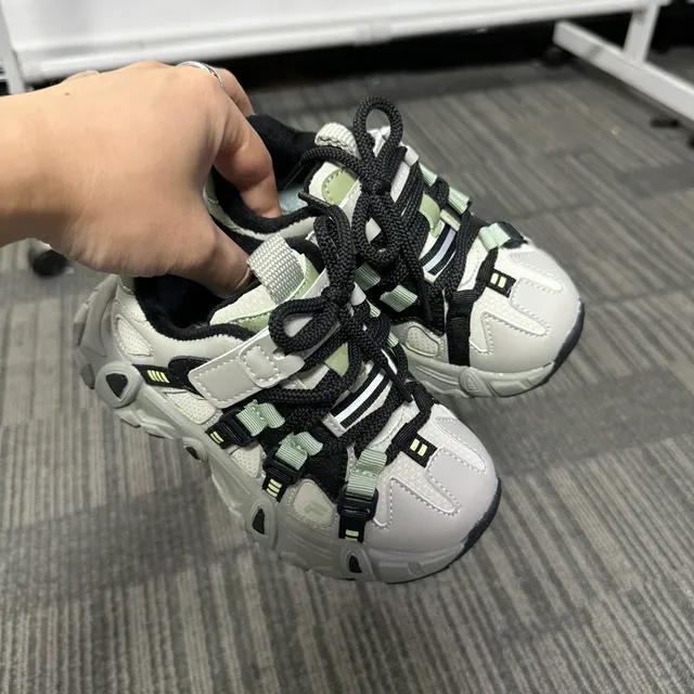 Fila Disruptor Gris Noir Semelle Hybride Fermeture Lacets et Sangle Chaussures Chunky 14