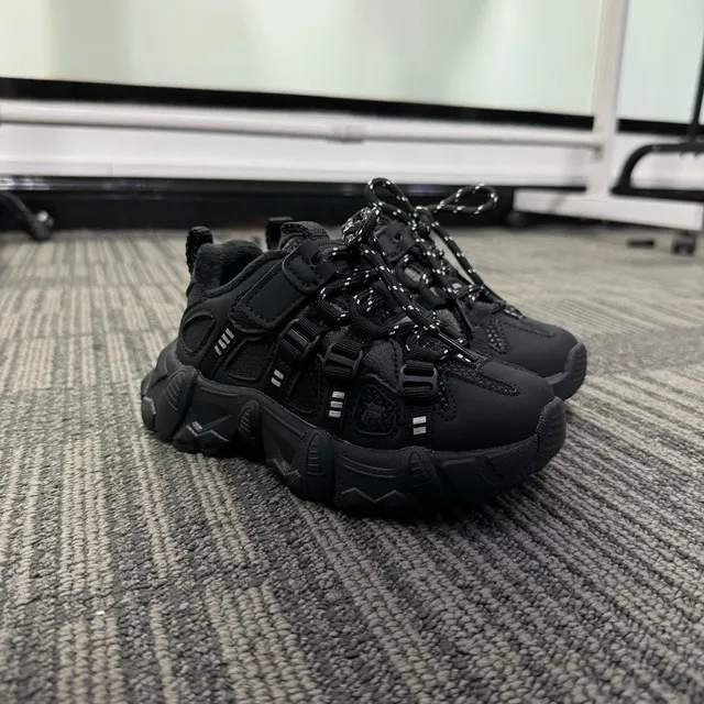 Fila Disruptor Gris Noir Semelle Hybride Fermeture Lacets et Sangle Chaussures Chunky 16