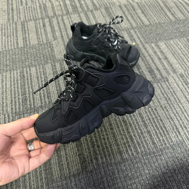 Fila Disruptor Gris Noir Semelle Hybride Fermeture Lacets et Sangle Chaussures Chunky 21