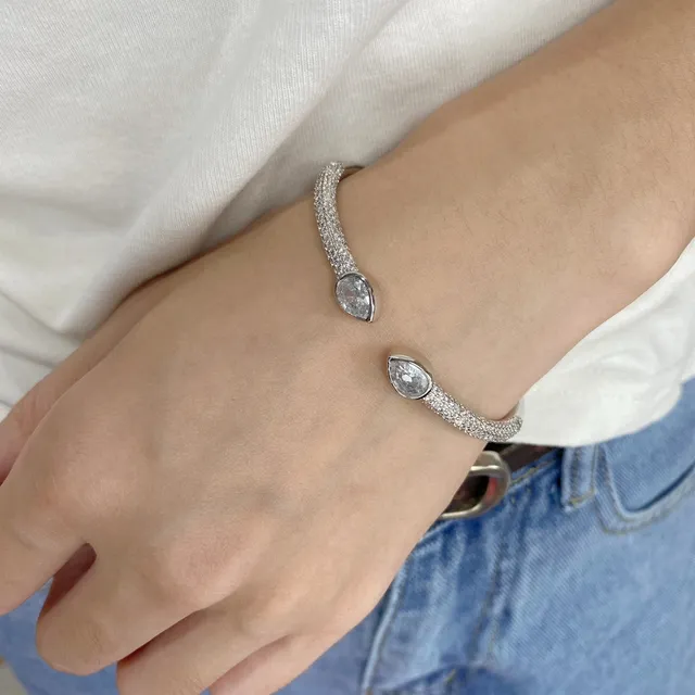apm Monaco Pavé 泪滴形水晶银色手镯 7