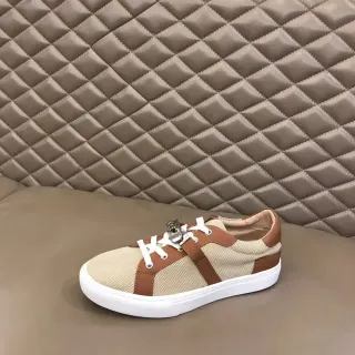 حذاء رياضي شبكي جلدي بانل بيج وبني