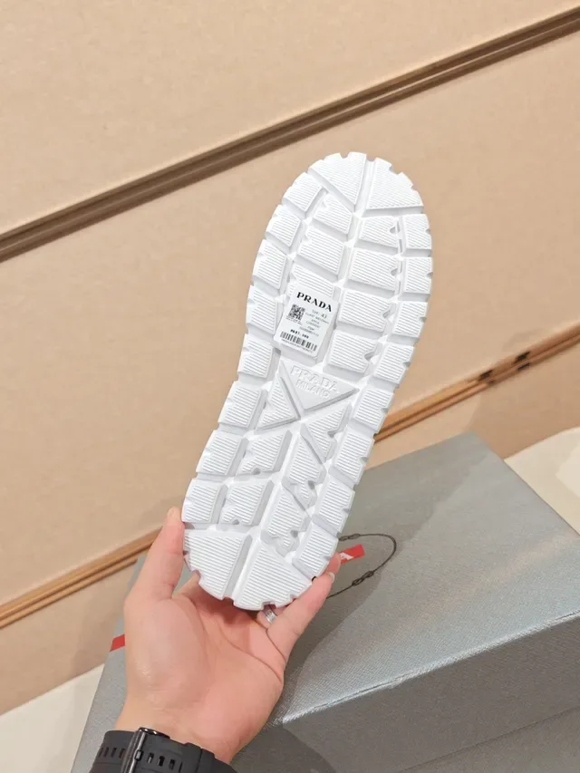 Beige Mesh and Smooth Panel Platform Sneaker 2
