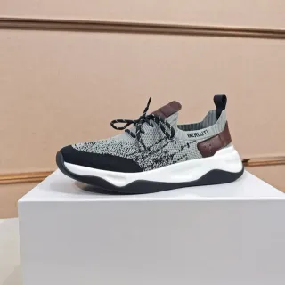 BERLUTI حذاء رياضي رمادي بني بقماش التنسيل وكعب سميك مصمم