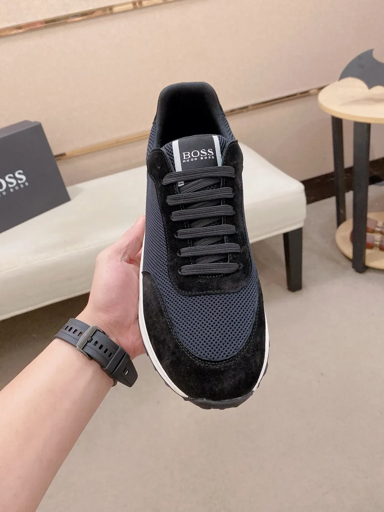 Black and White Mixed-Material Lifestyle Sneaker 2