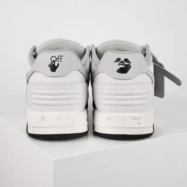 Black and White Two-Tone Low-Top Lifestyle Sneakers 8